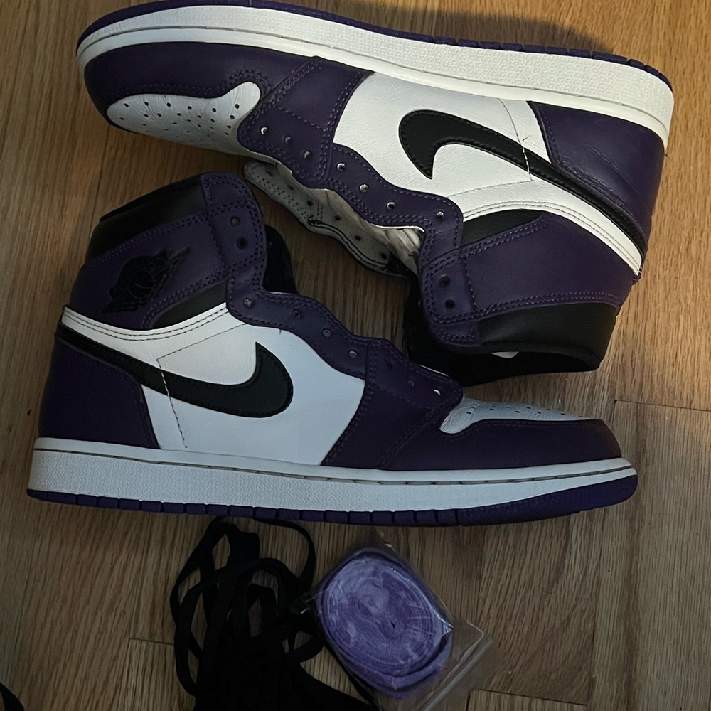 COPY - MEN COURT PURPLE ONES SIZE 9 CONDITION 9/10 ONE WORE TWICE